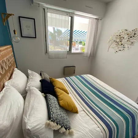 T2 Proche Plages Avec Jardin - Wifi & Parking * Royan