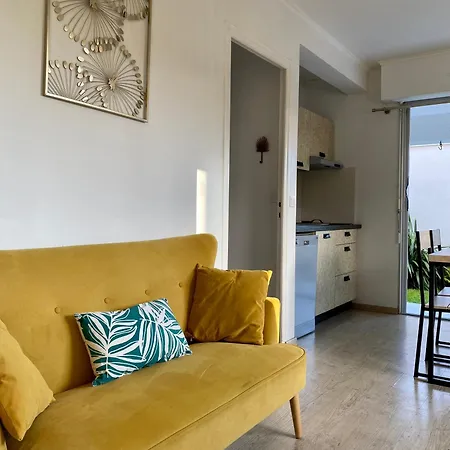 Apartment T2 Proche Plages Avec Jardin - Wifi & Parking *