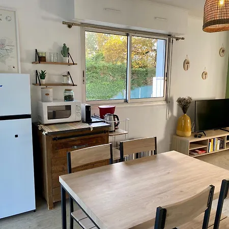 T2 Proche Plages Avec Jardin - Wifi & Parking Apartment *