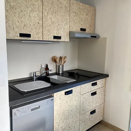 T2 Proche Plages Avec Jardin - Wifi & Parking * Royan