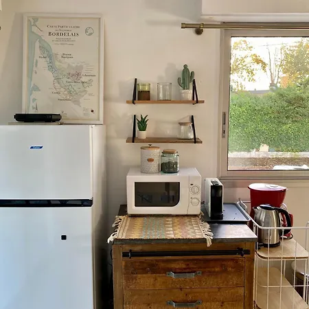 T2 Proche Plages Avec Jardin - Wifi & Parking * Royan