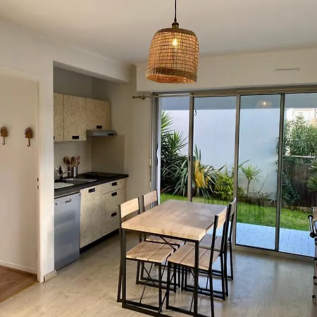 T2 Proche Plages Avec Jardin - Wifi & Parking Apartment Royan
